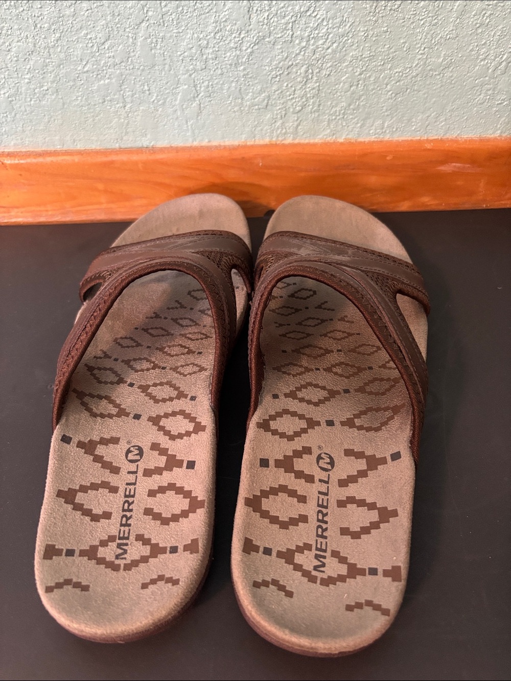 Merrell Brown Leather-Style Slide Sandals Women’s Size 7 - good - Picture 4 of 5